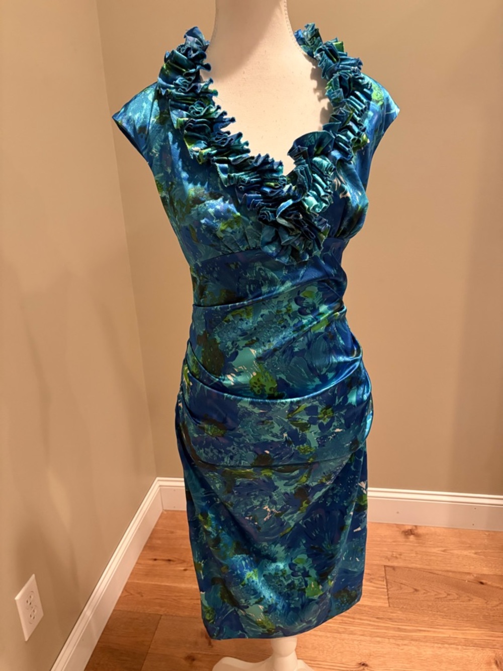 London Times Blue Floral Ruffle V-Neck Sheath Dress satin midi Sz 4 NWT